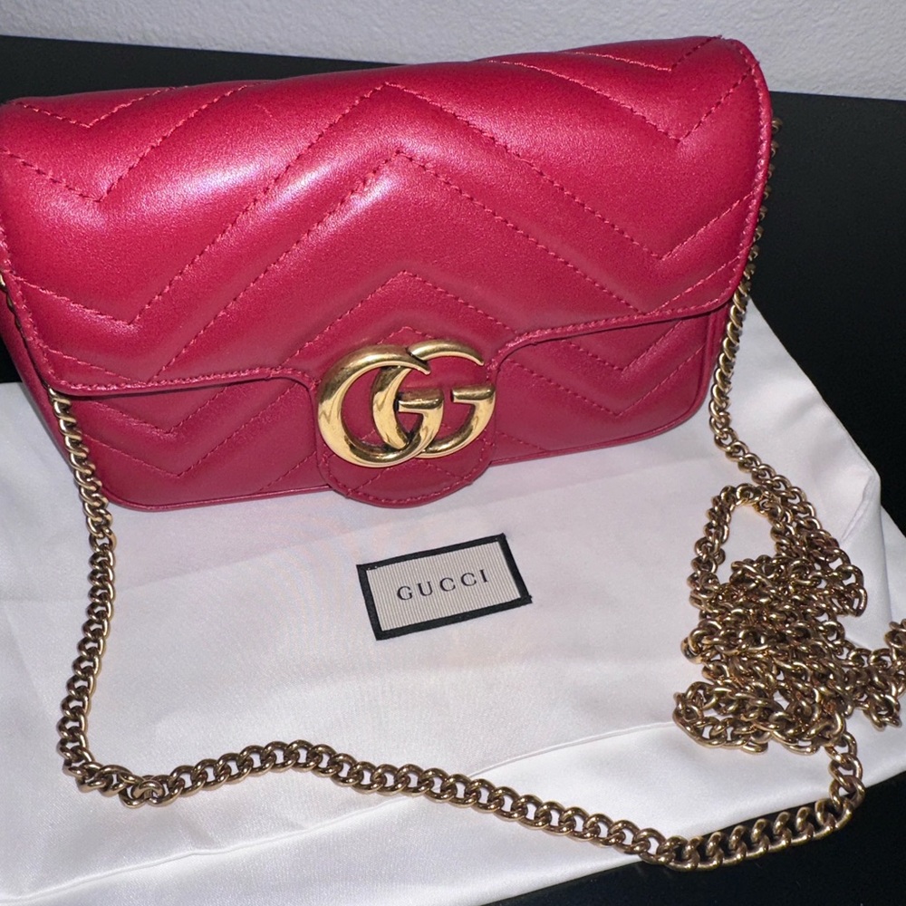 Gucci Marmont Super Mini
